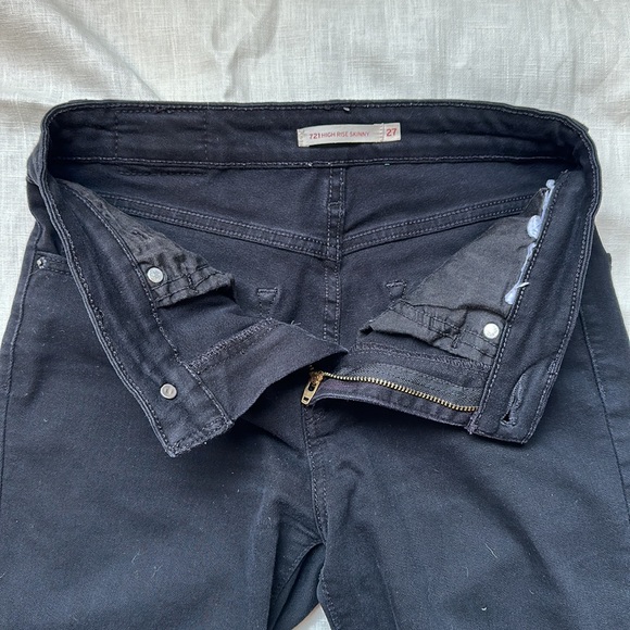 Levi’s Black High Rise Skinny Jeans - great condition! - Picture 5 of 6